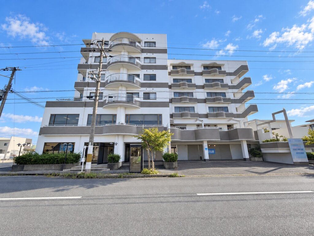 京都府福知山市 大型RC(住居23戸+テナント6戸)