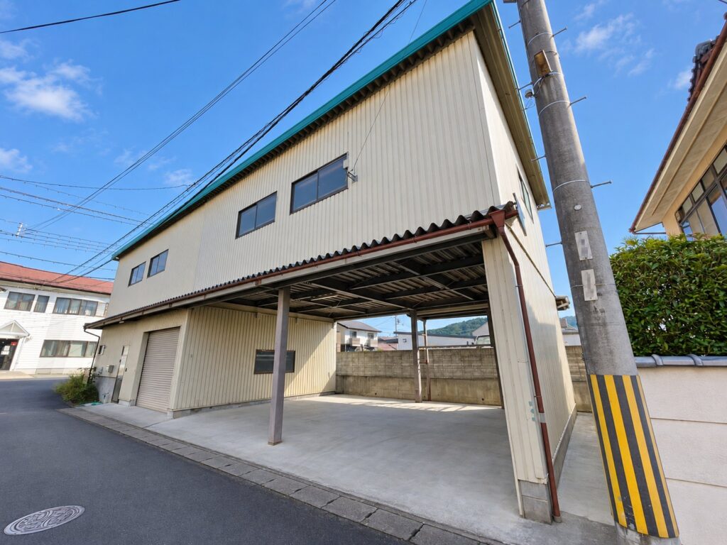 京都府南丹市 貸倉庫